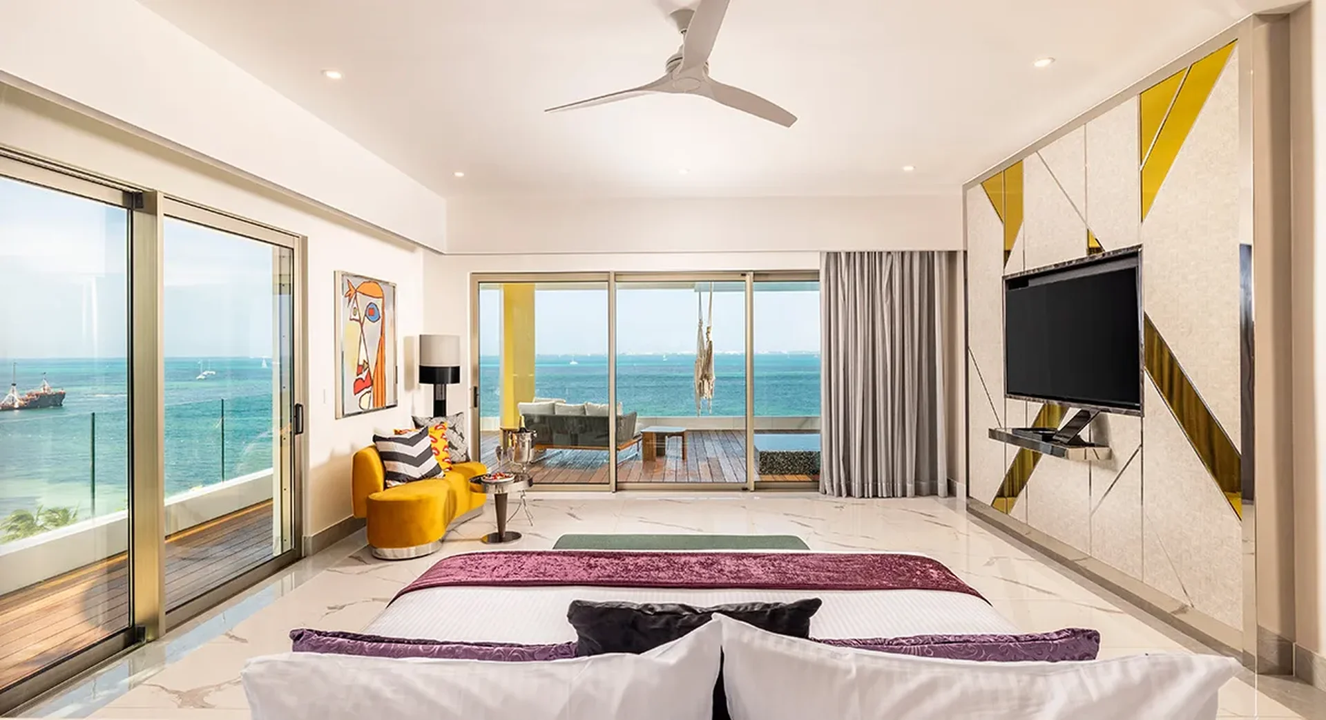 Two Corner Suites Connected: Ideal for Groups