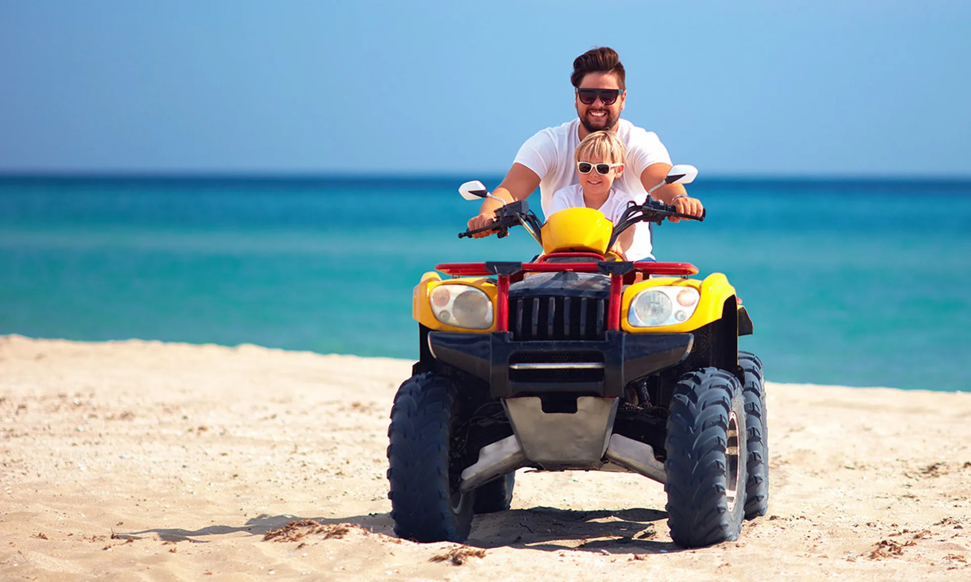 Viaje de aventura en Cabo: tour familiar en cuatrimoto