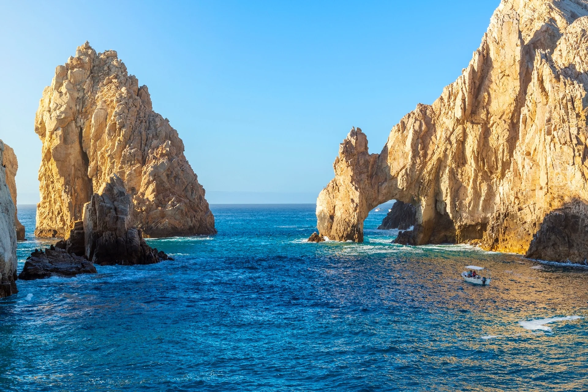 El Arco en las formaciones rocosas de Land’s End en Cabo San Lucas