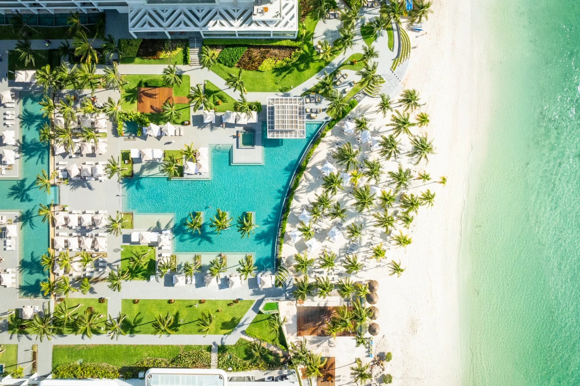 Playa libre de sargazo en Garza Blanca Cancún