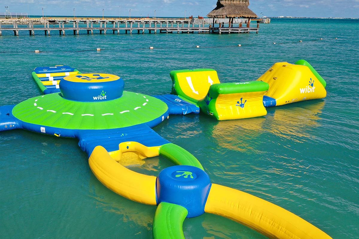 floating-aqua-park-at-garza-blanca-cancun