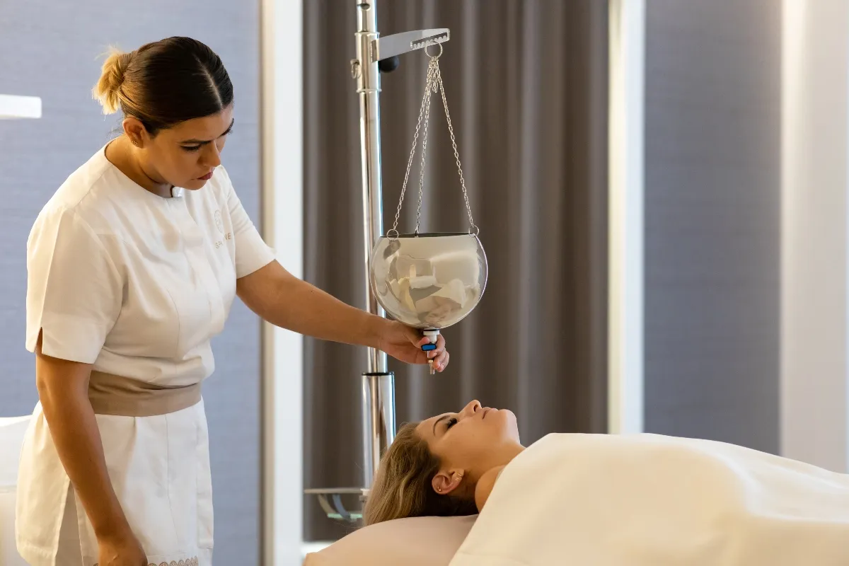 facial-treatment-session-at-garza-blanca-los-cabos-spa-imagine