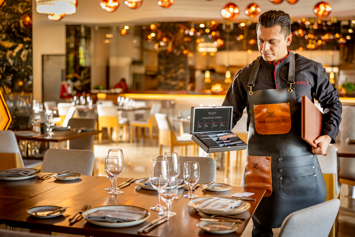 garza-blanca-cabo-meat-sommelier-service-at-bocados-restaurant