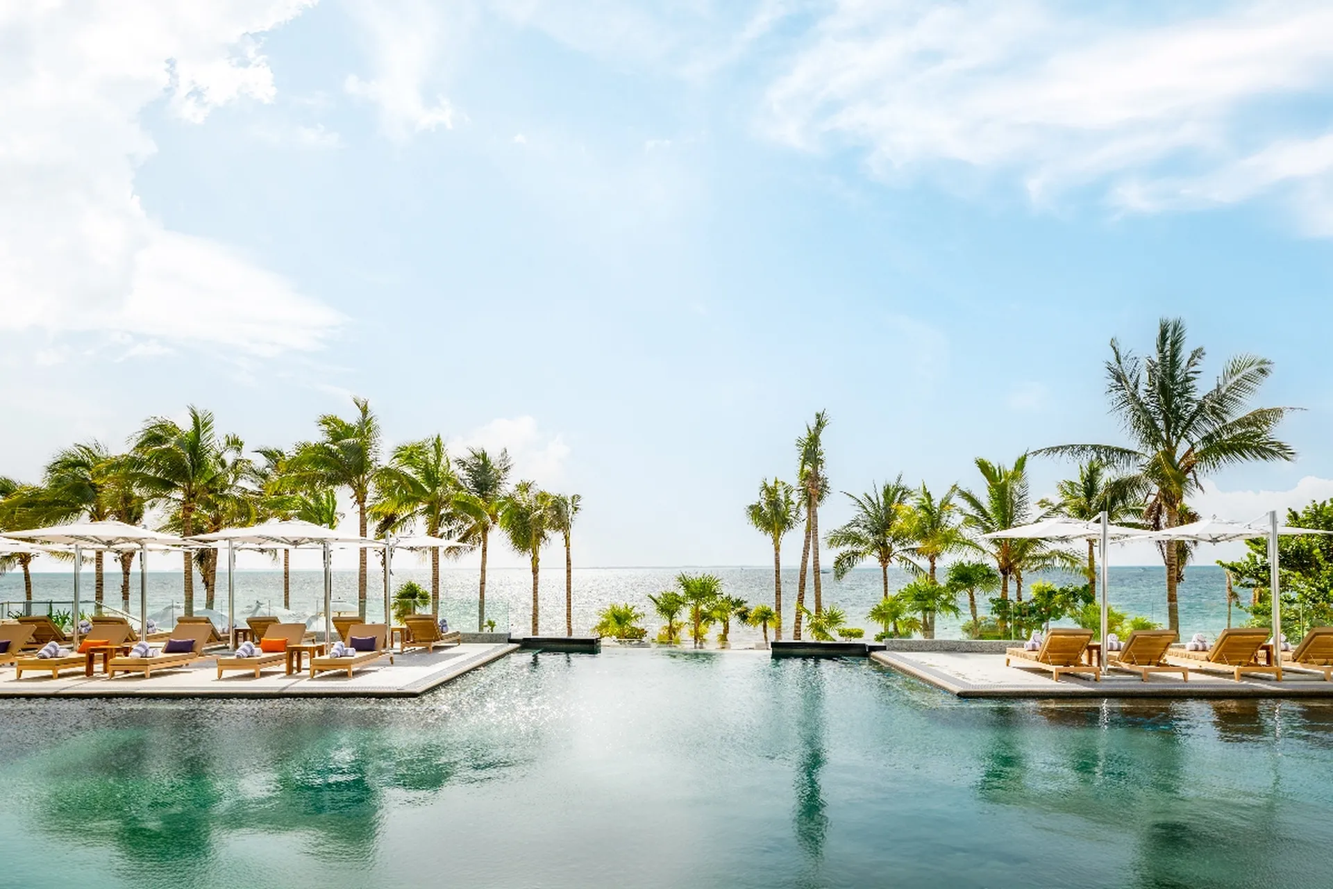 hotel-mousai-cancun-infinity-pool