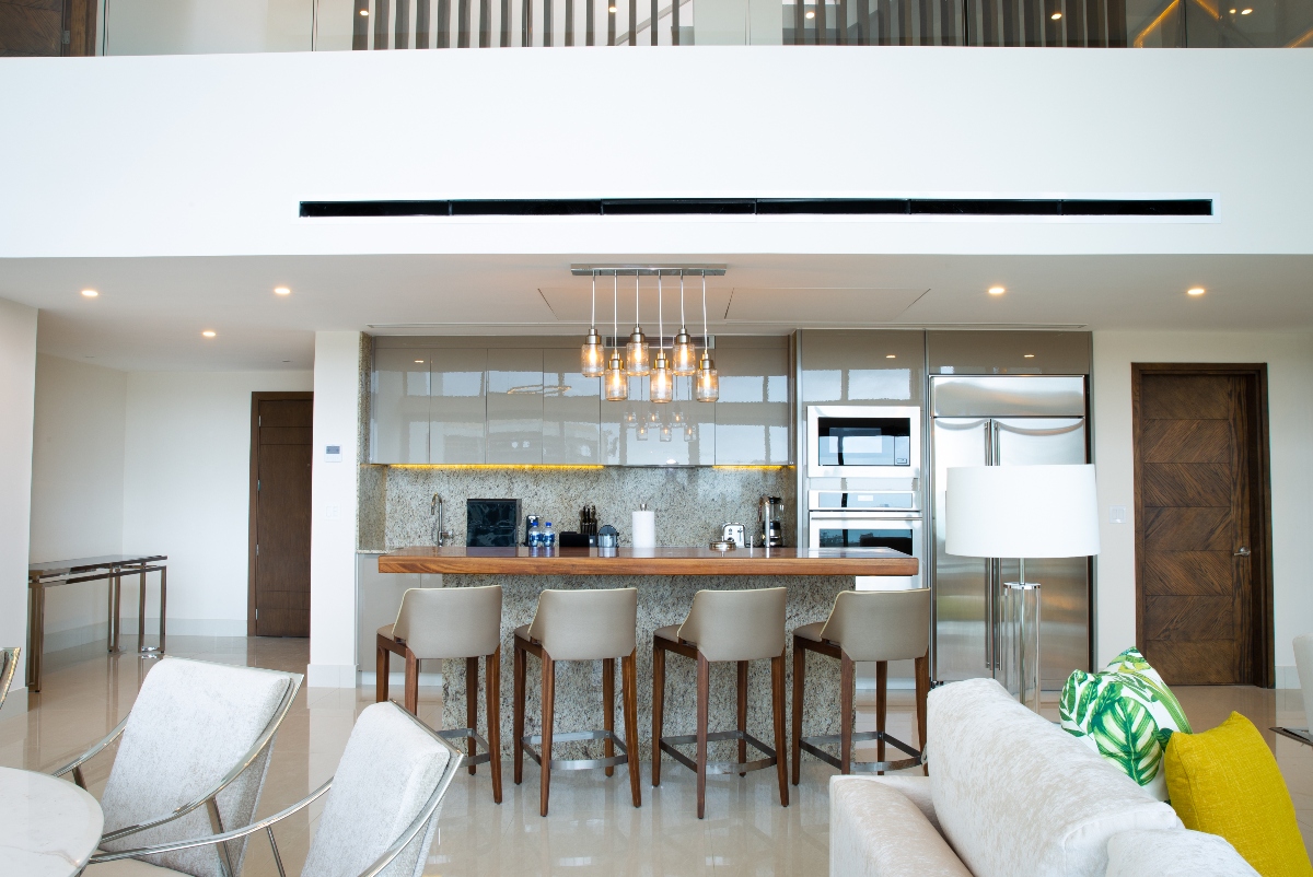 garza-blanca-cancun-four-bedroom-penthouse-kitchen