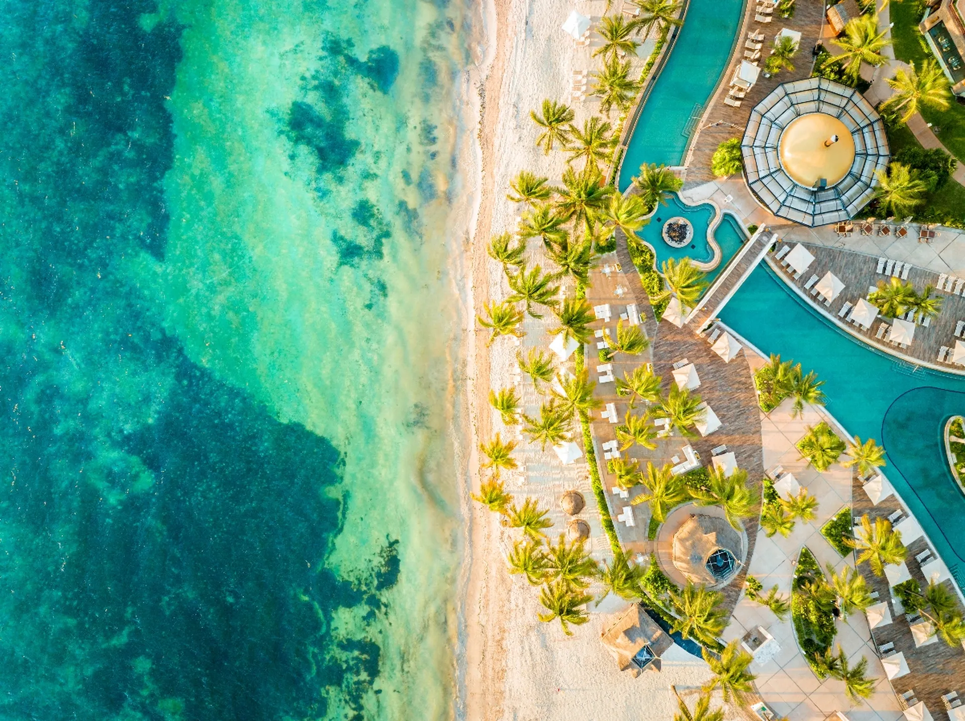 view-of-the-villa-del-palmar-cancun-pool-and-beach