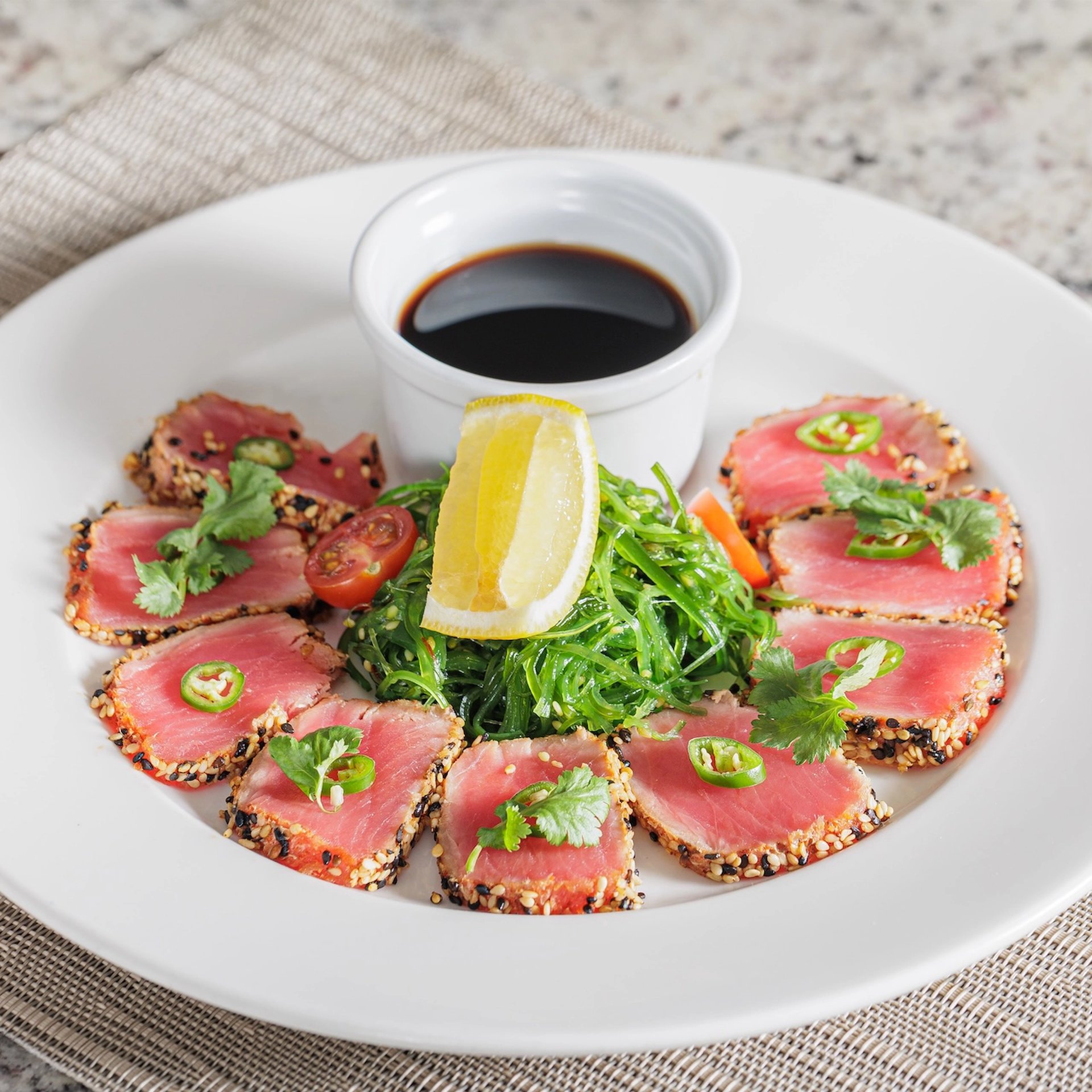 Dining Room service Tataki de atún