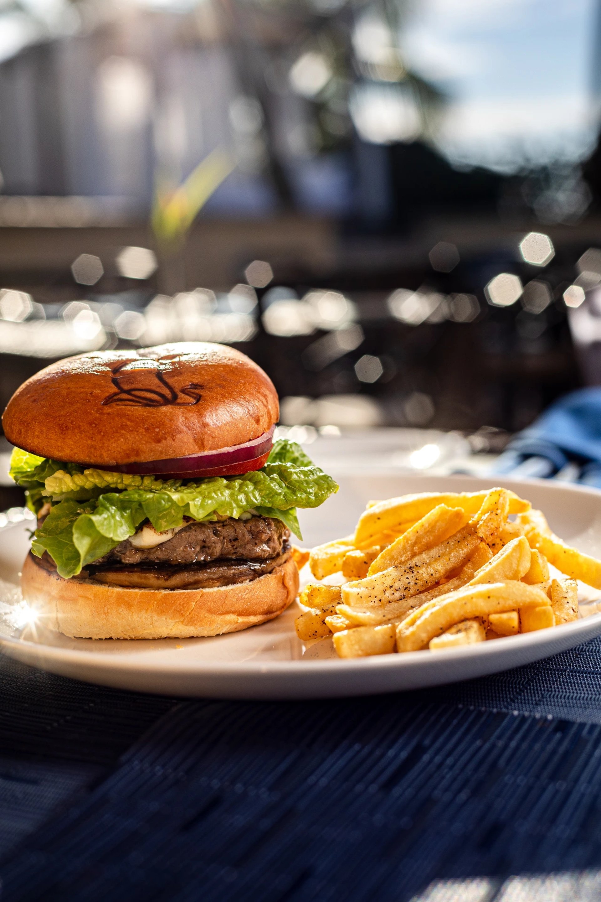 Garza Blanca Blanca Blue Hamburguer