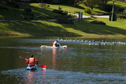 Kayaking on Juanacatlán Lake at Sierra Lago