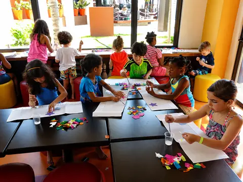 kids-club-vpcn-activities-friends