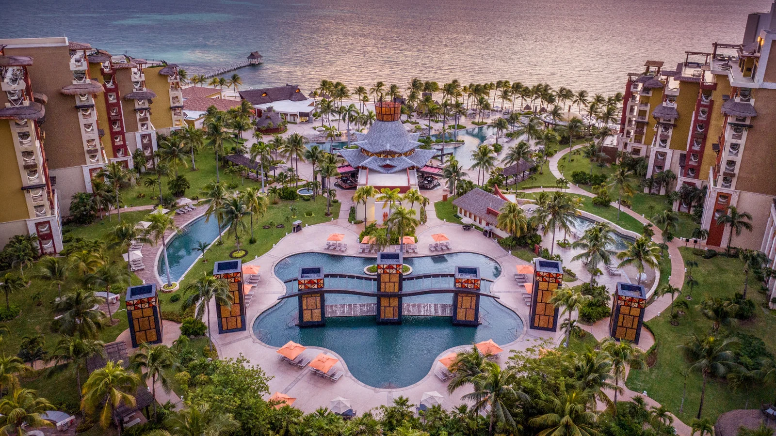 villa-palmar-cancun-live-cam-view