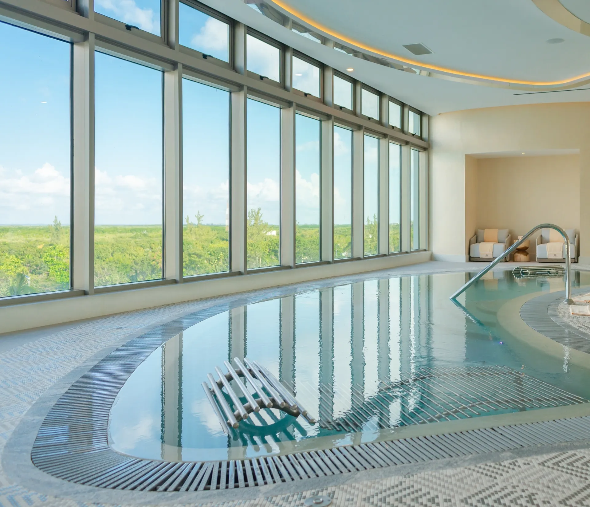 restorative-hydrotherapy-circuit-at-spa-imagine-cancun