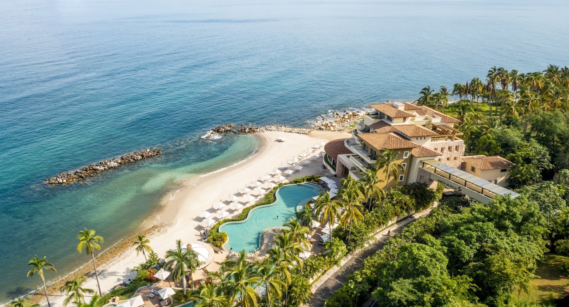 garza blanca valla infinity pool
