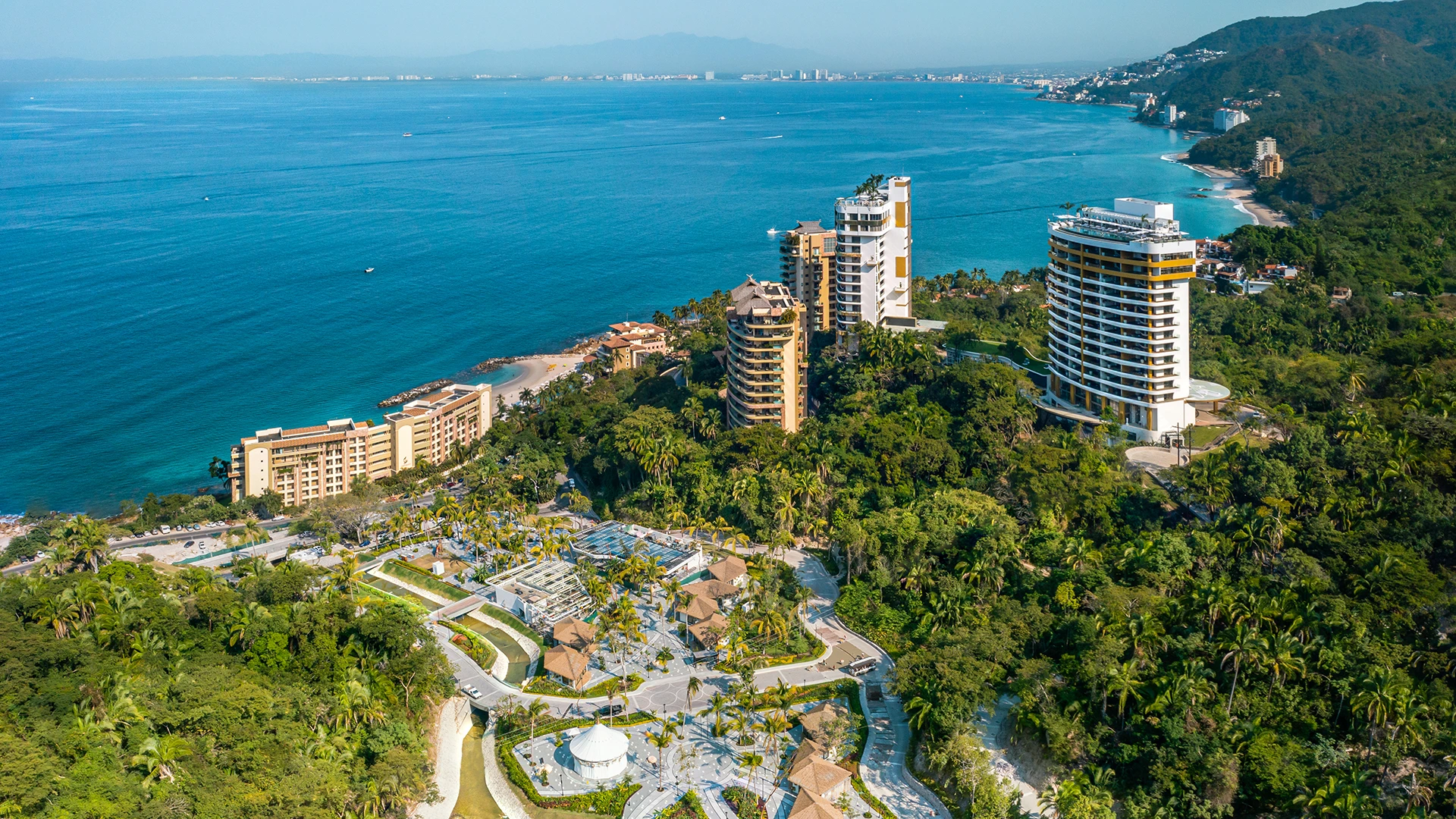 header social groups hotel mousai vallarta