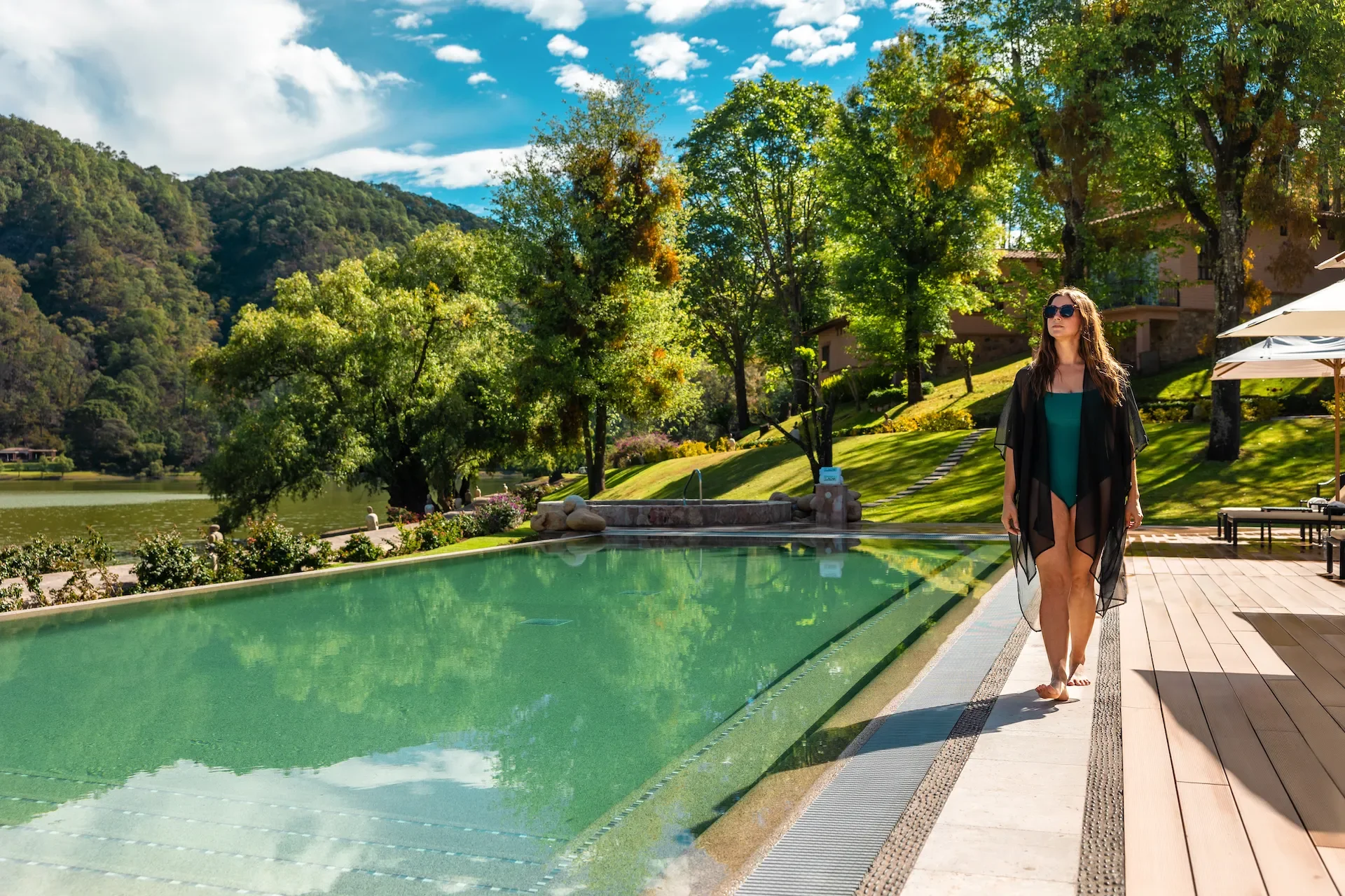 Packages and offers at Sierra Lago Resort & Spa