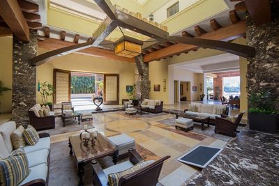 garza blanca vallarta lobby