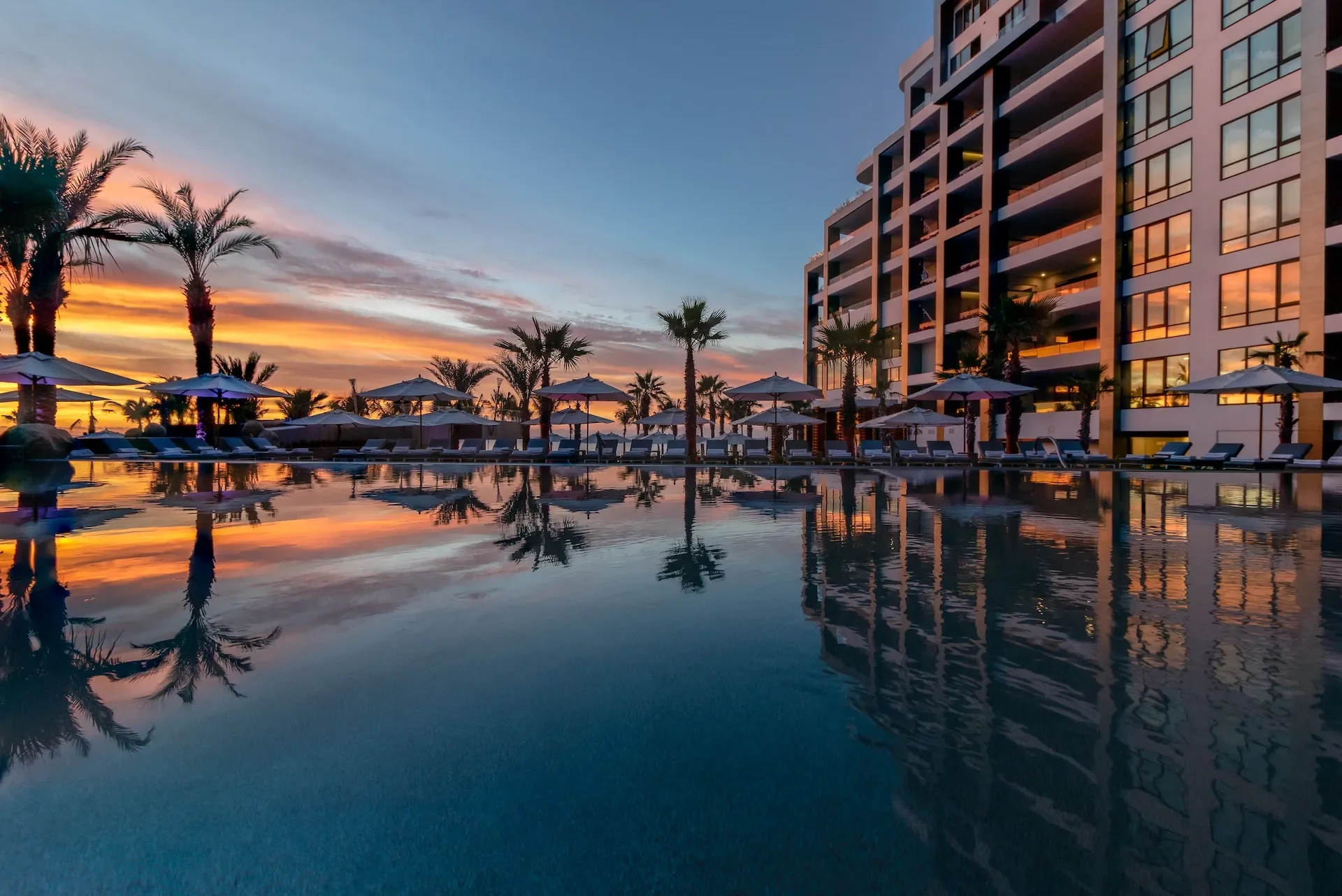 Los Cabos coastline and resort setting
