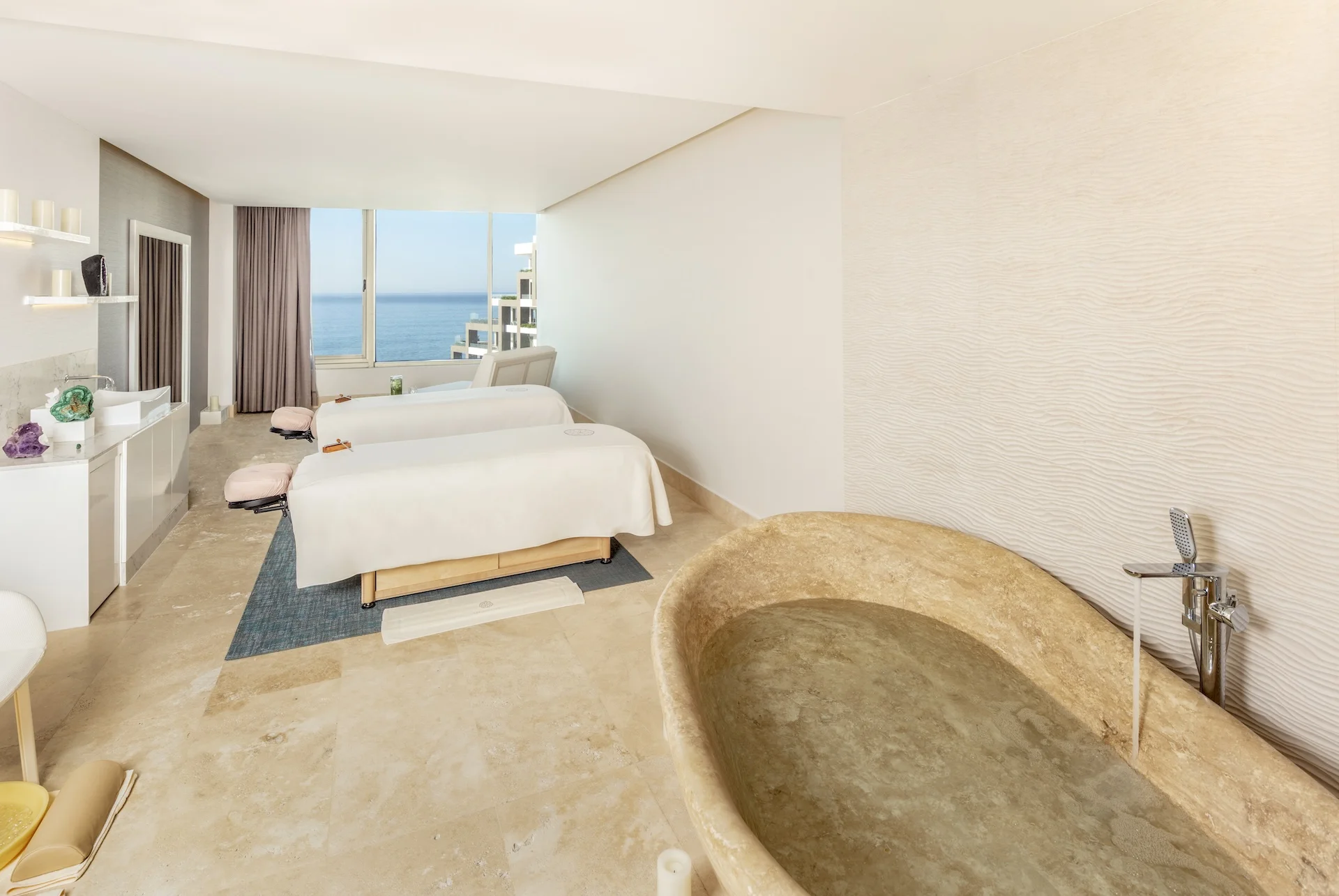 spa imagine cabin
