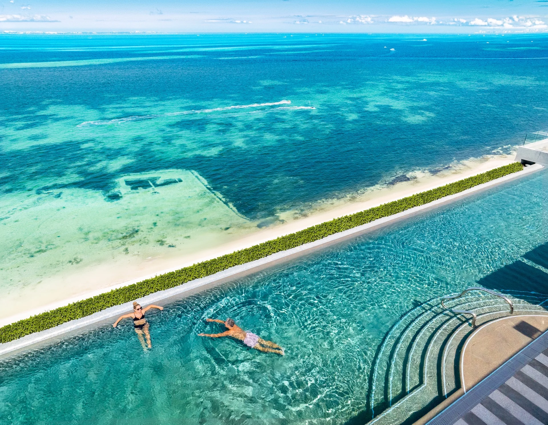 rooftop hotel mousai cancun