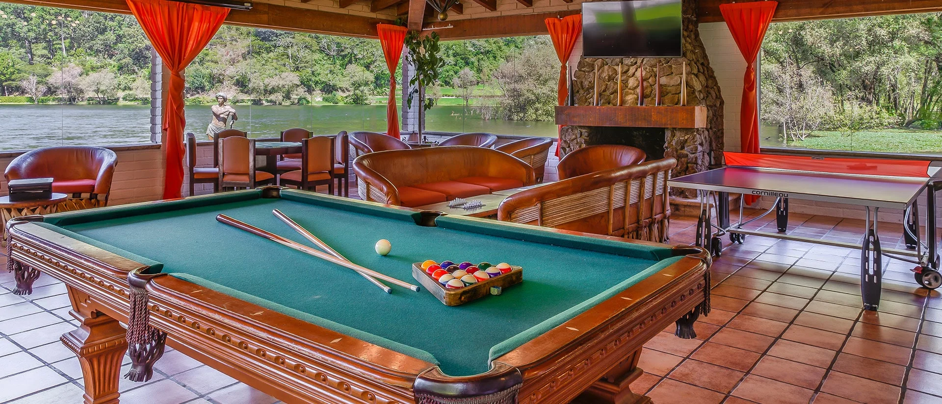 Sala de Juegos - Sierra Lago Resort & Spa