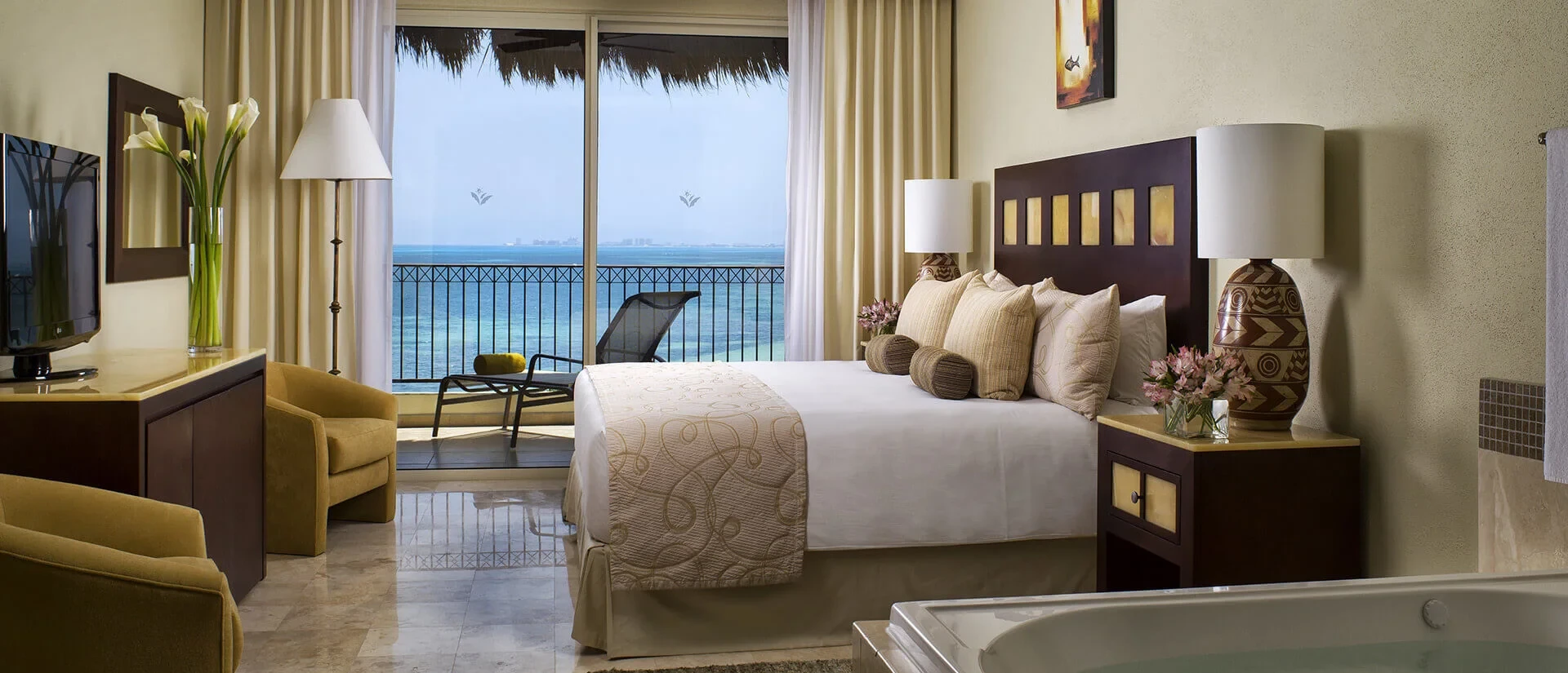 vpcn-three-bedroom-ocean-front-04