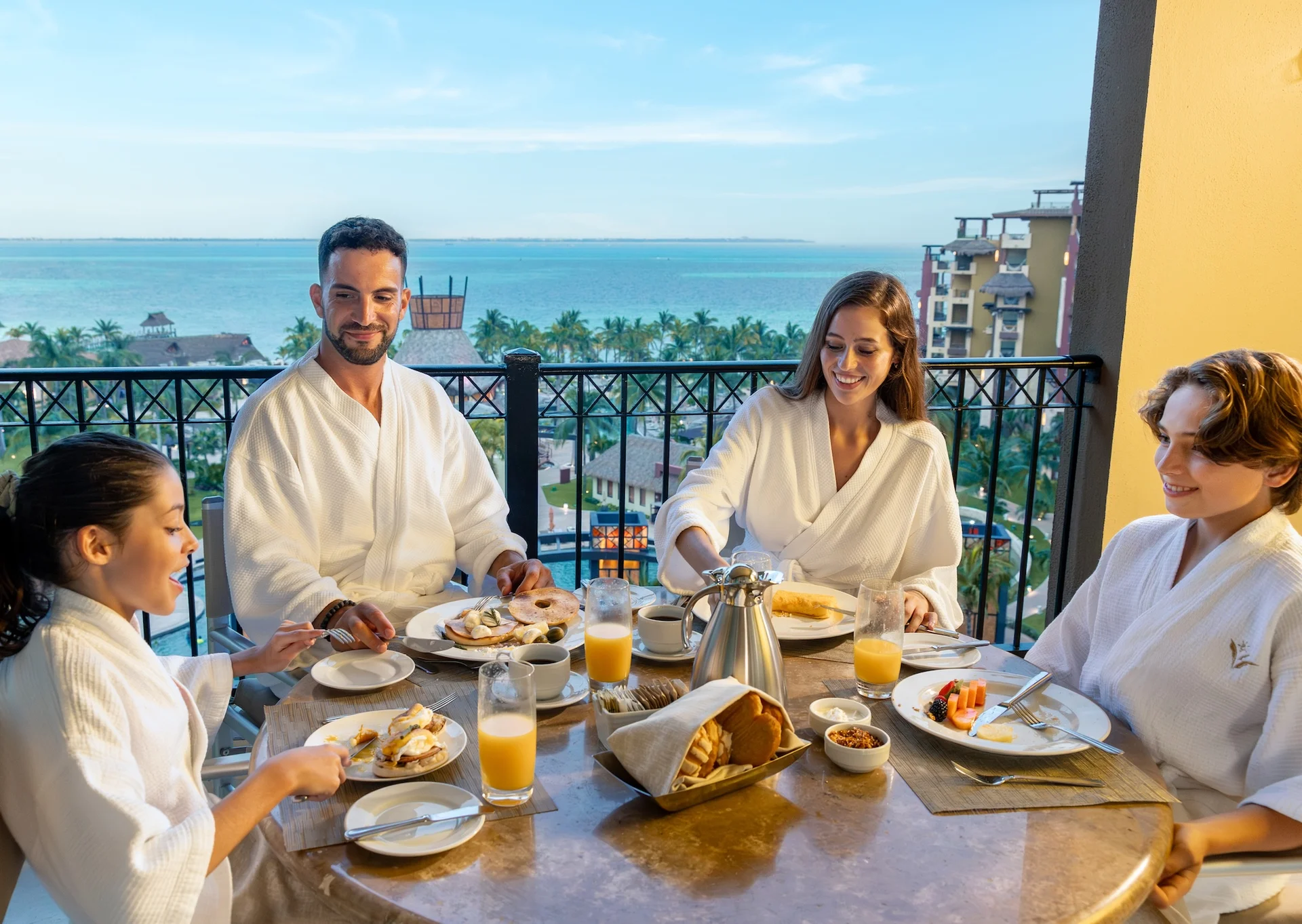 Lifestyle Family In Suite Breakfast