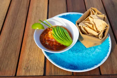 gbcn-dining-food-truck-dish03