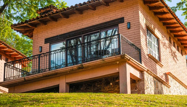 Private terrace of the Ultra Suite Cabin with lake view, Sierra Lago Resort & Spa