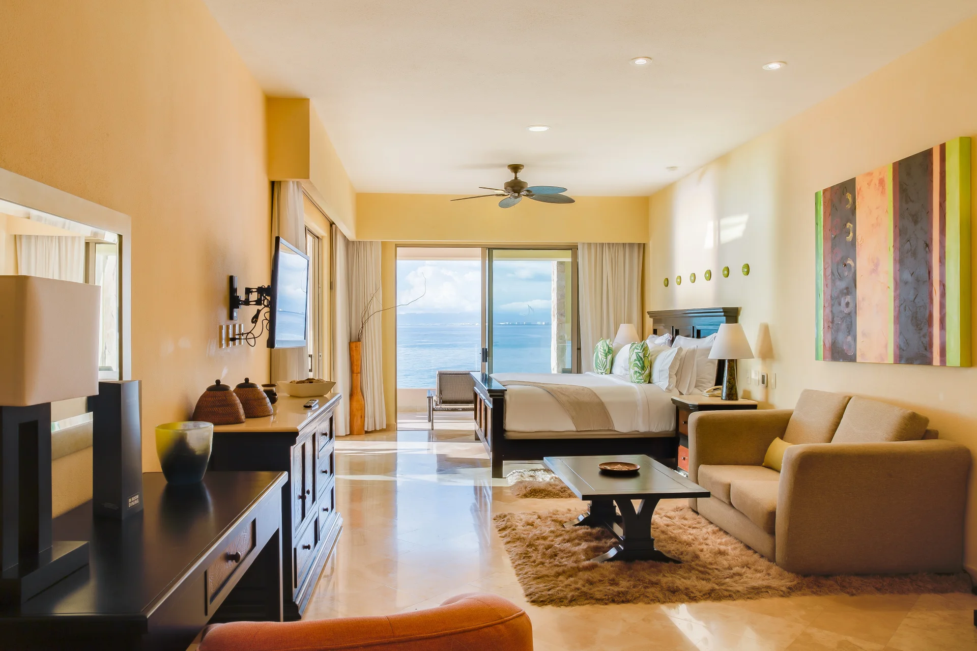 Honeymoon Suite