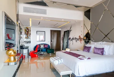 Mousai PV Suite South 1