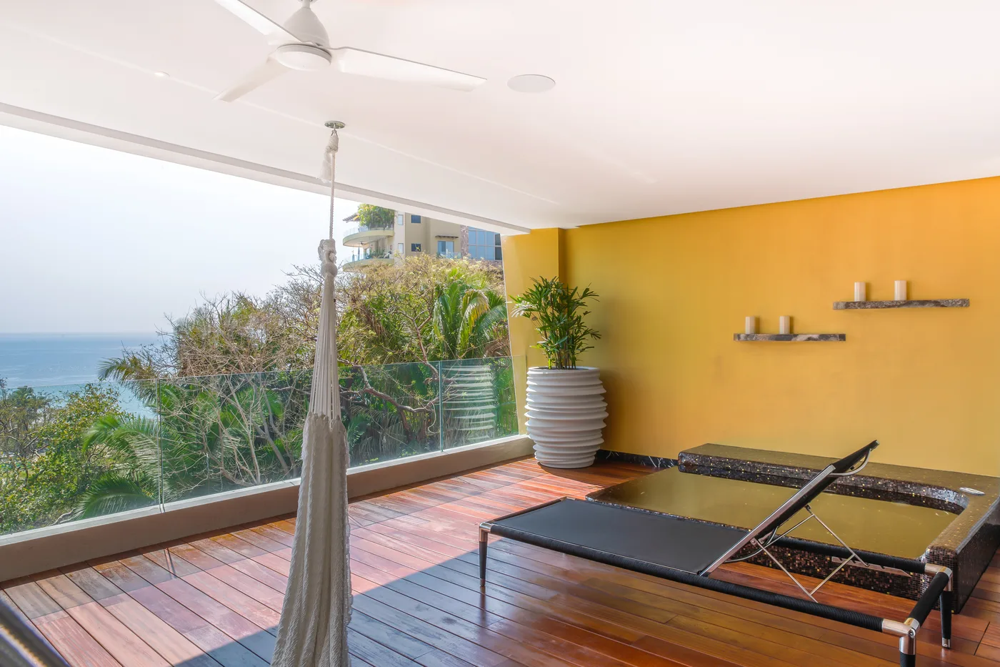 South Tower Studio Suite — official resort gallery view 3