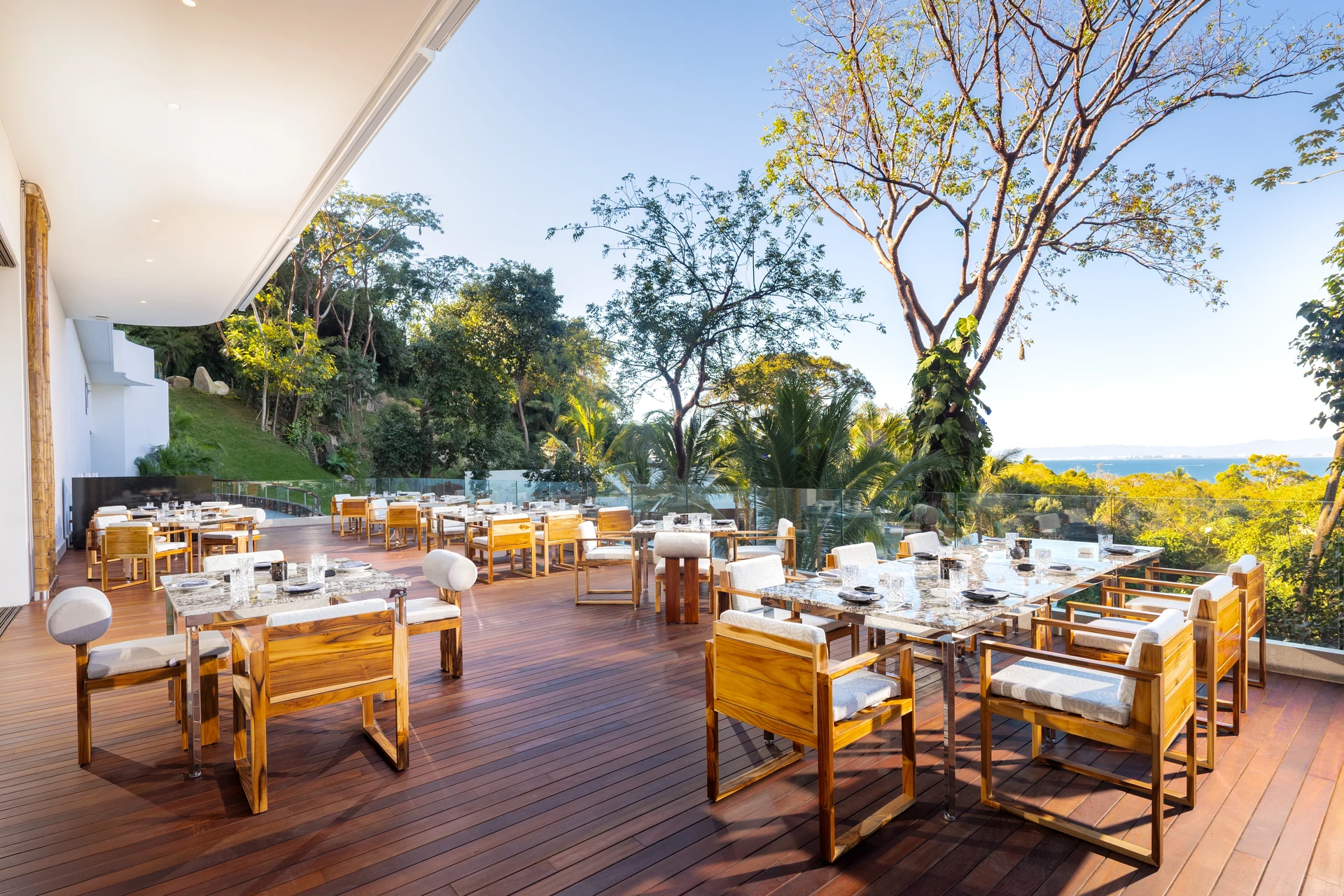 garza blanca puerto vallarta hiroshi