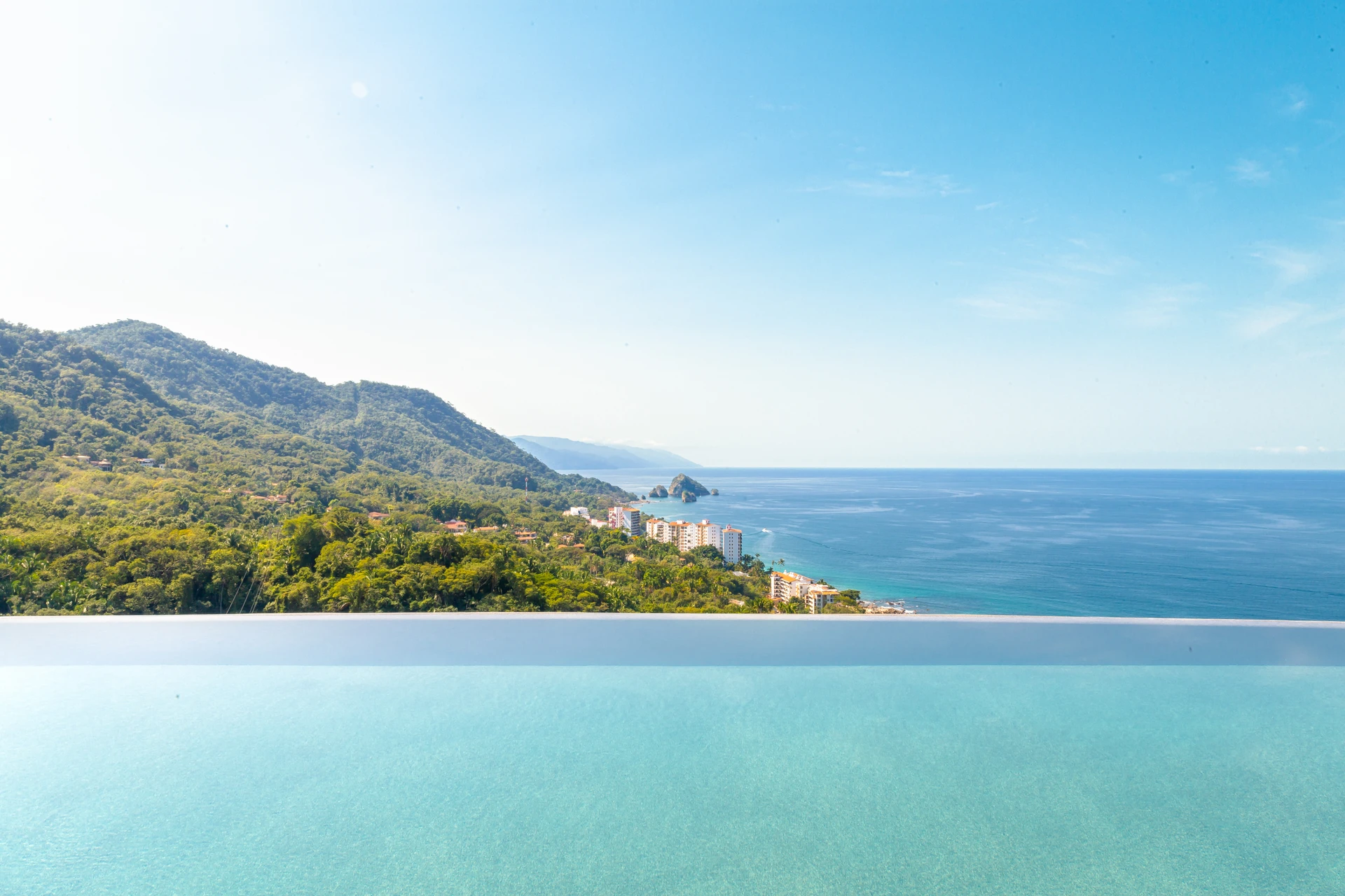 MSPV Dining Rooftop South 6