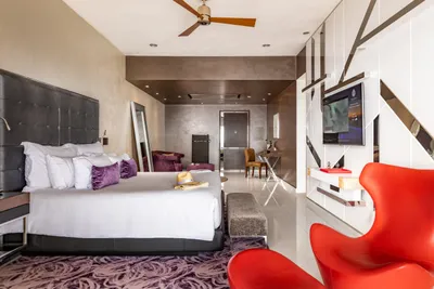 Mousai PV Ultra Suite North