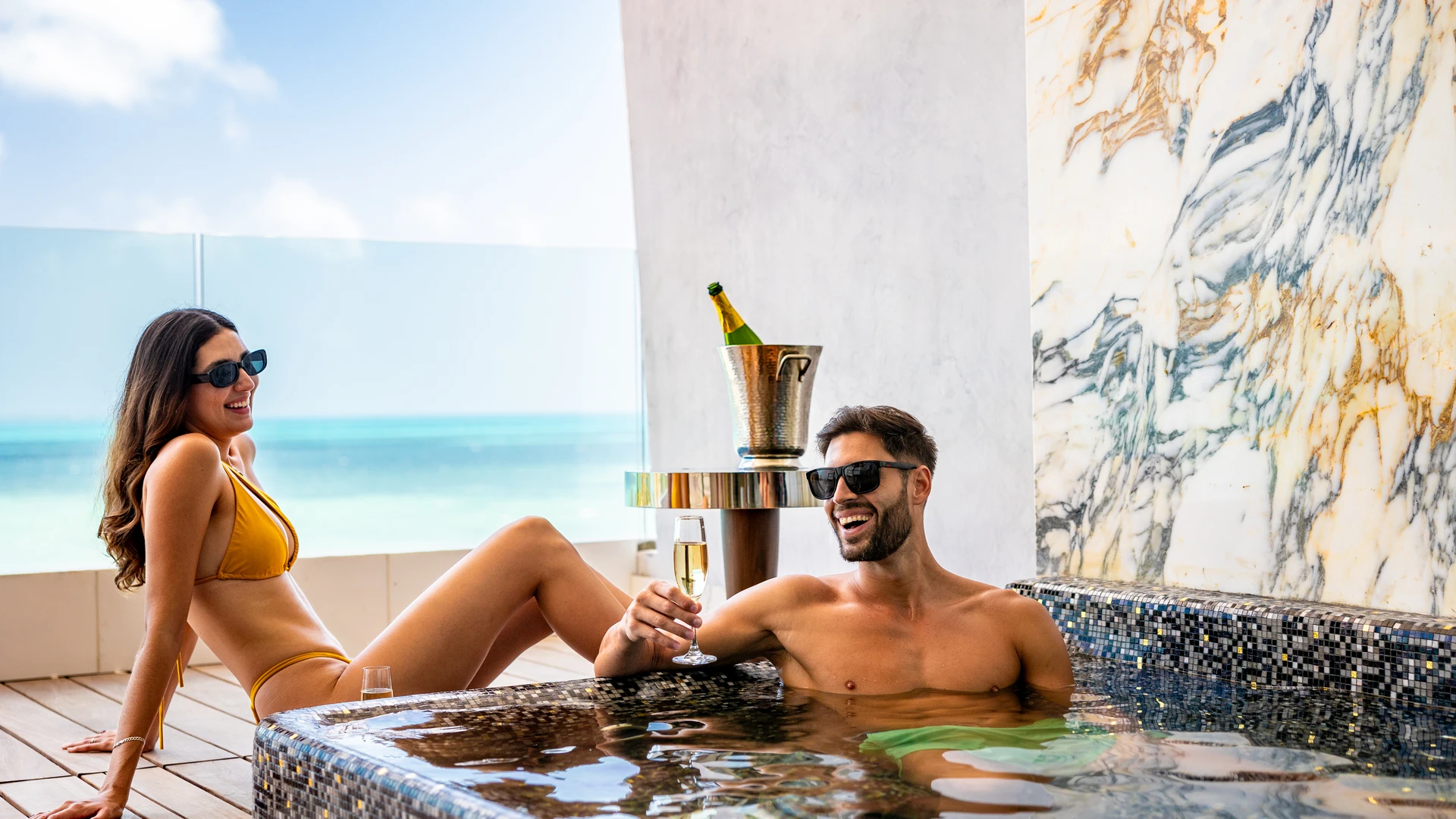 hotel mousai cancun lifestyle couple