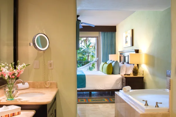 VPCN-suites-two-bedroom-oceanfront-high_01