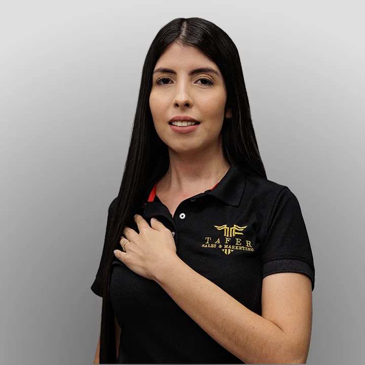 travel-expert-Alondra