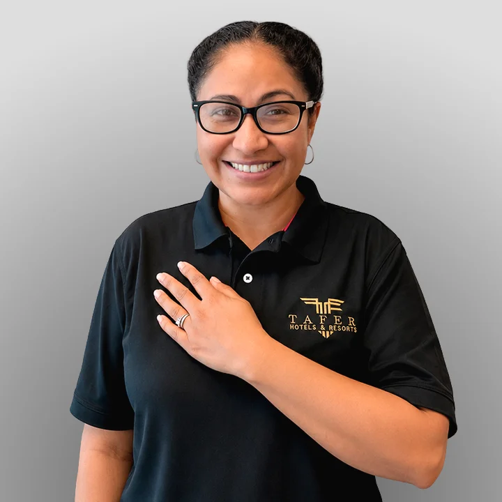 travel-expert-yesenia
