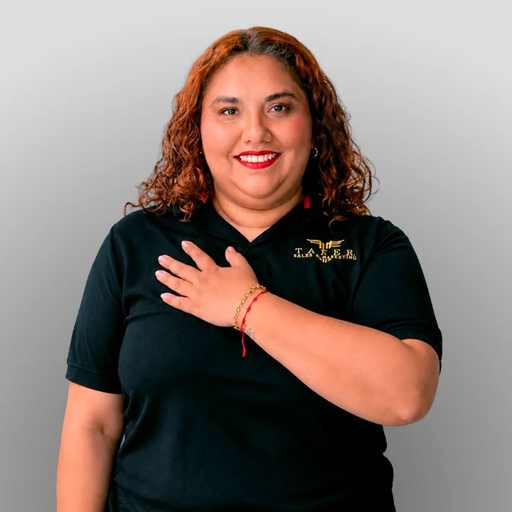 travel-expert-Ivette