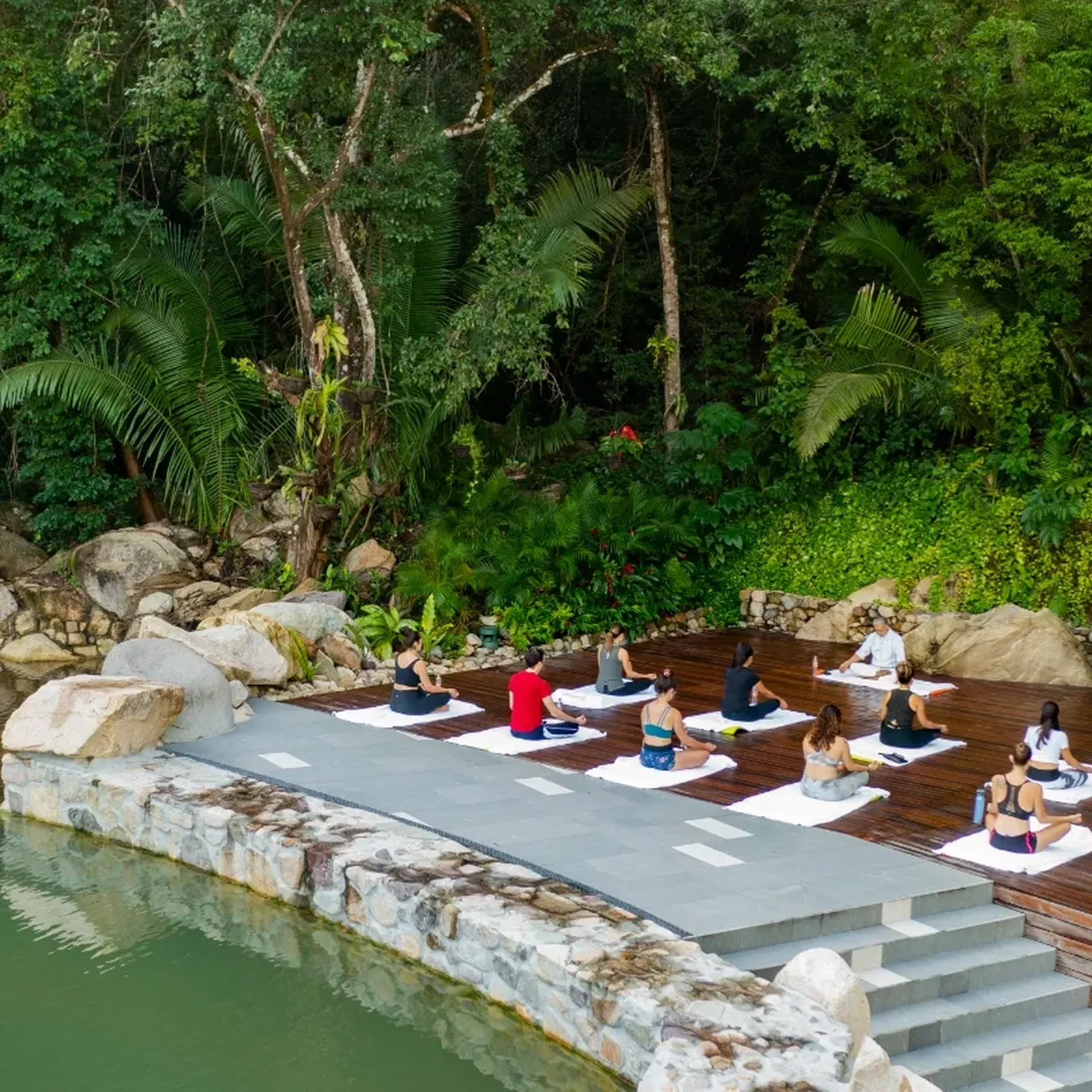 iStock - Social Groups