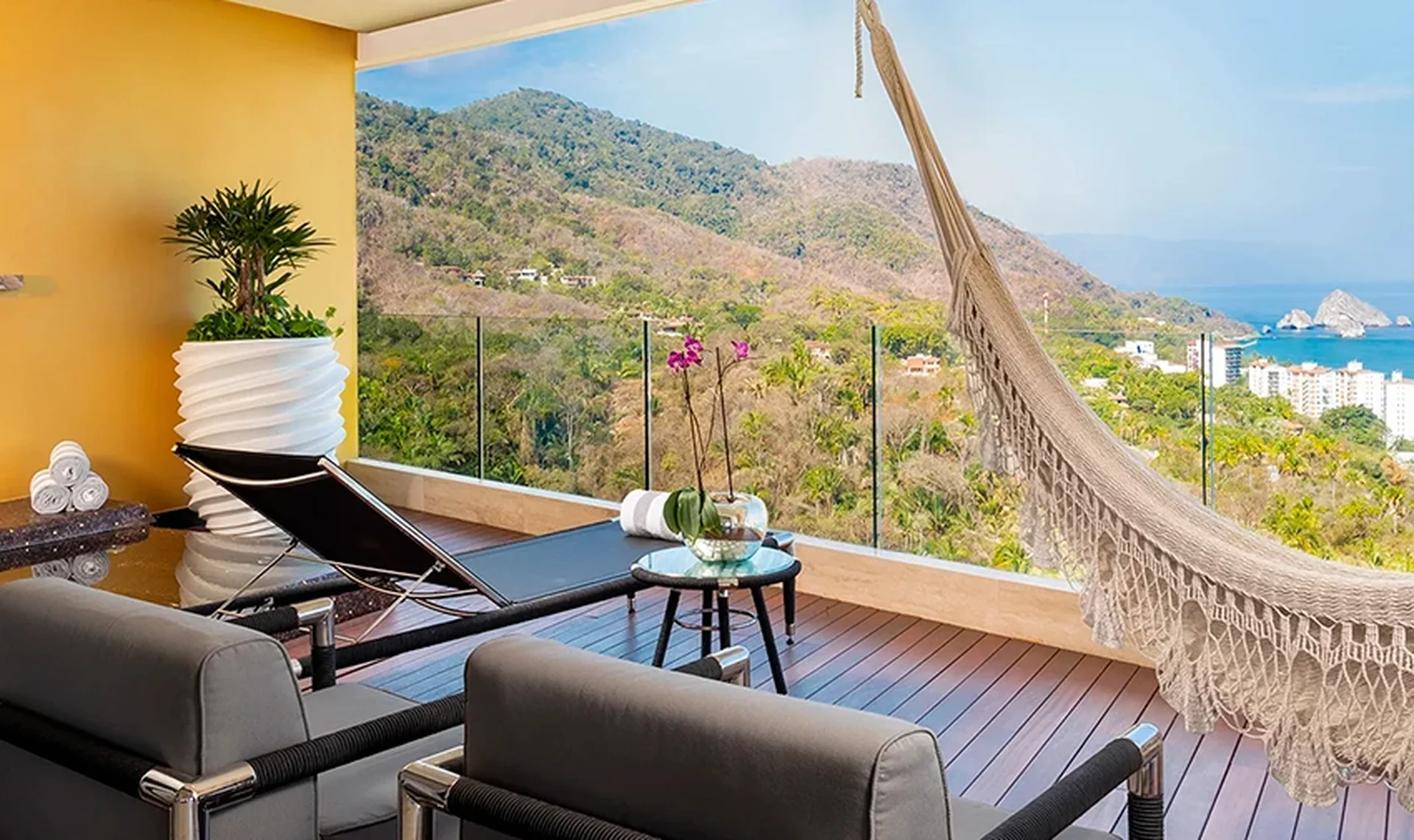 two ultra suite south connected