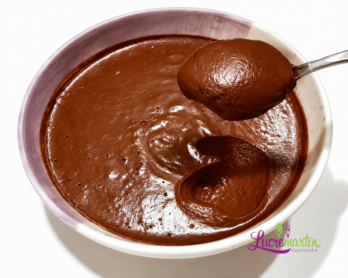 Postre de peras y chocolate