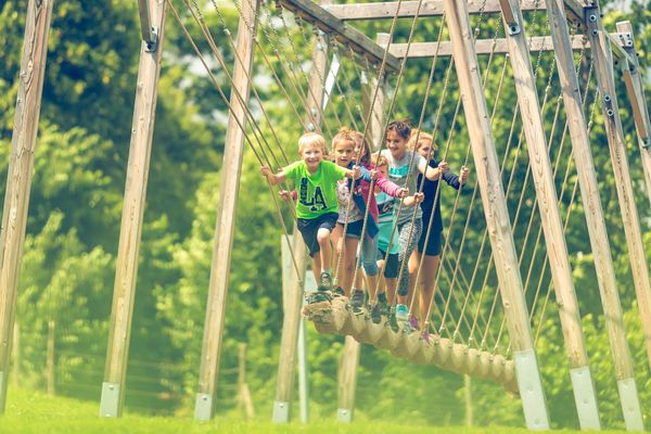 Kinder, Klettergerüst, Lachen
