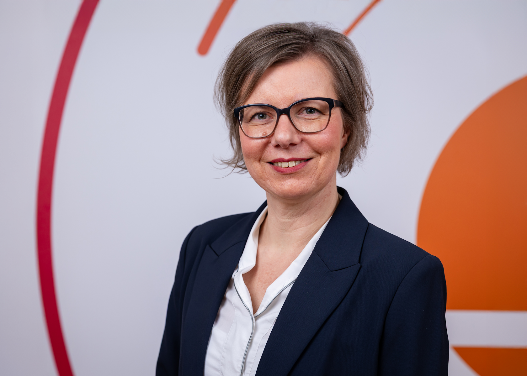 https://a.storyblok.com/f/286151075956264/778x777/c40d4171c3/nicole_schulz-600x600.jpg