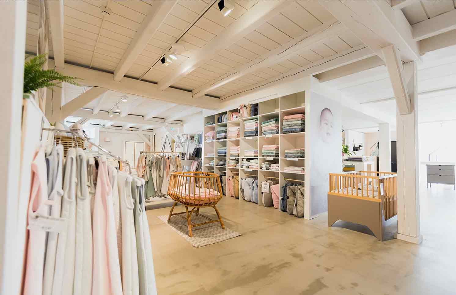 Textiel afdeling Babypark Enter Megastore
