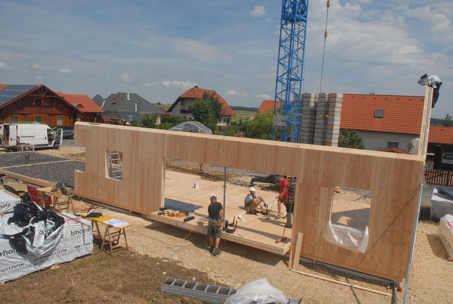 130_Montage_La-rchenfassade1.jpg