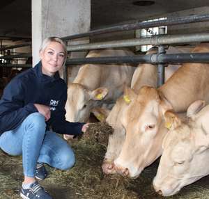 2338 W03 Trixi Schuetz