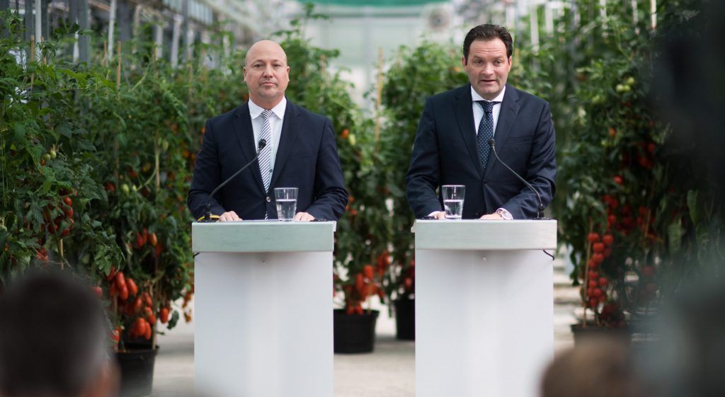 Bundesminister Norbert Totschnig gemeinsam mit Generaldirektor Tobias Thomas bei Pressekonferenz zur Agrarstrukturerhebung