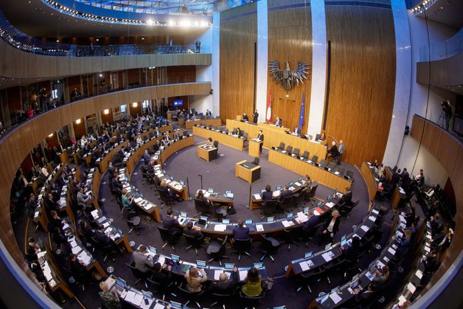 Plenardebatte im Nationalrat