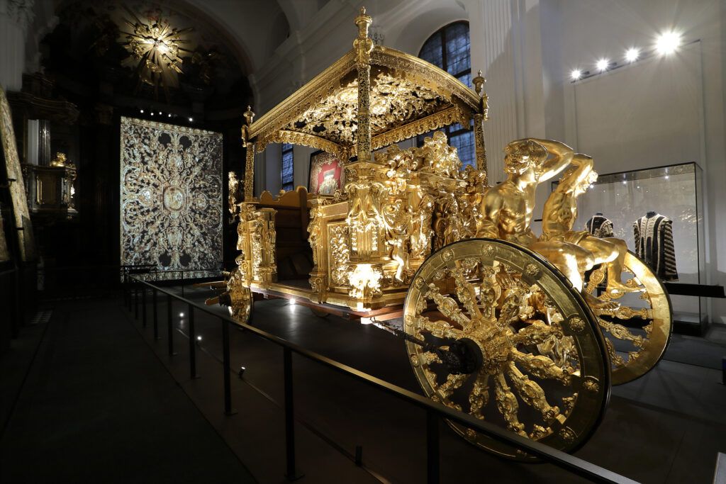 Die goldene Zeremonialkutsche des kaiserlichen Botschafters Johann Anton von Eggenberg ist die Attraktion der Steiermark-Schau.